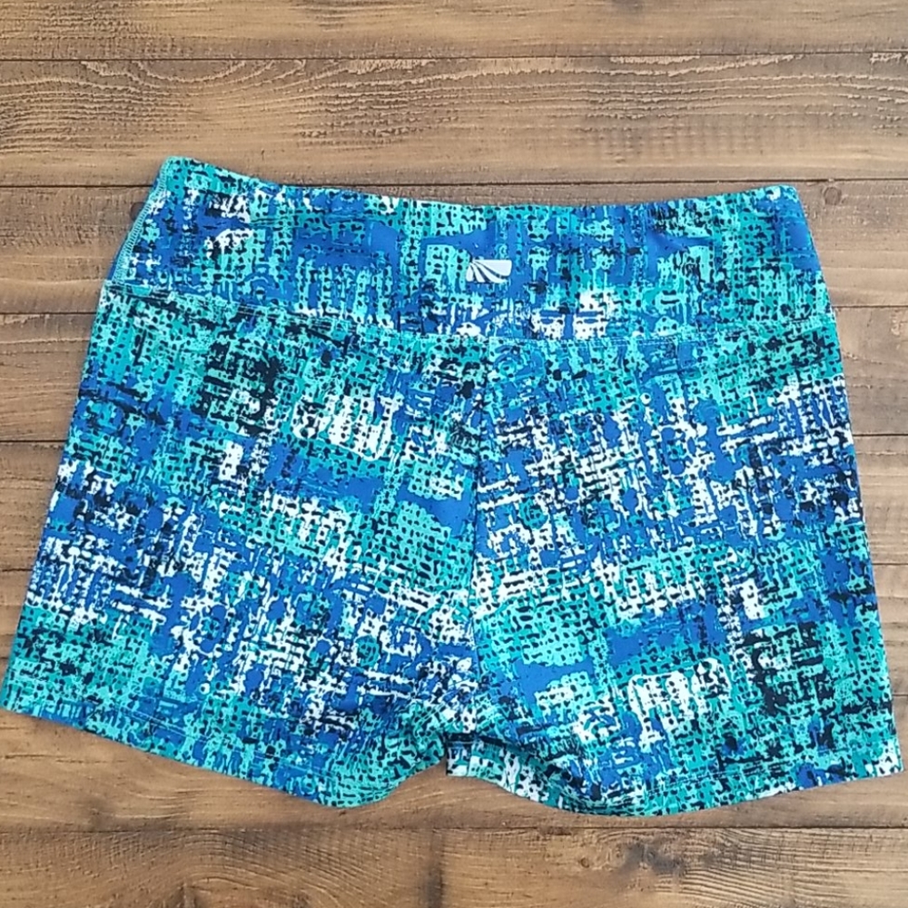 Marika Pattern Athletic Shorts - image 2
